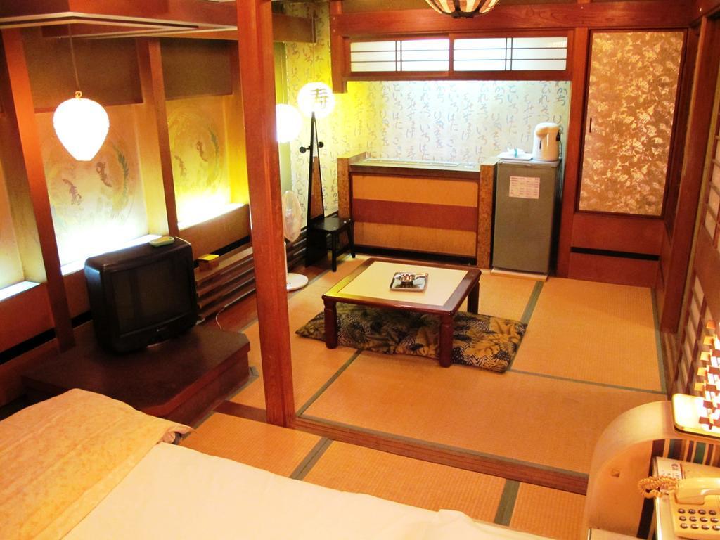 Yoshi'S House Osaka Quarto foto